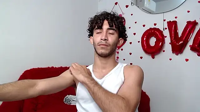 Živý XXX chat Caius_fox