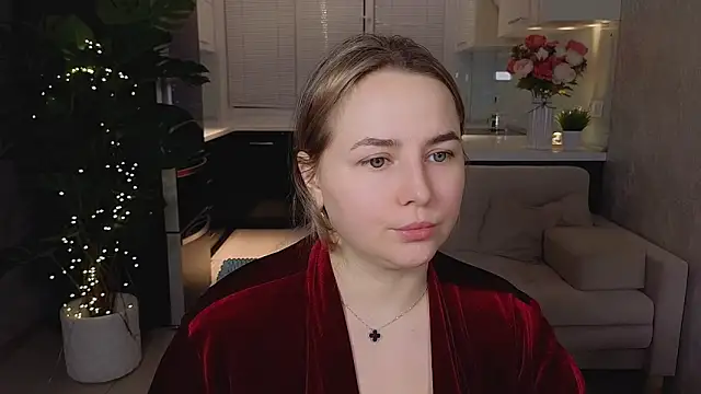 Mira_Mermayd's Live XXX Chat