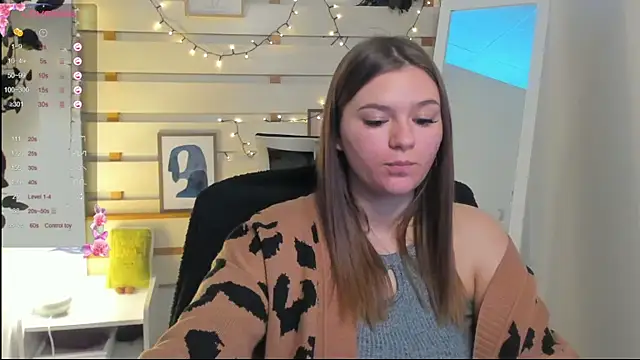 Josephine_Kiss Adlı Modelin Canlı XXX Sohbeti