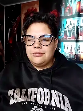 Hailey_Curvy Chat XXX in diretta