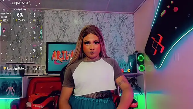 Mayka_Hotn Webbikameraesitys