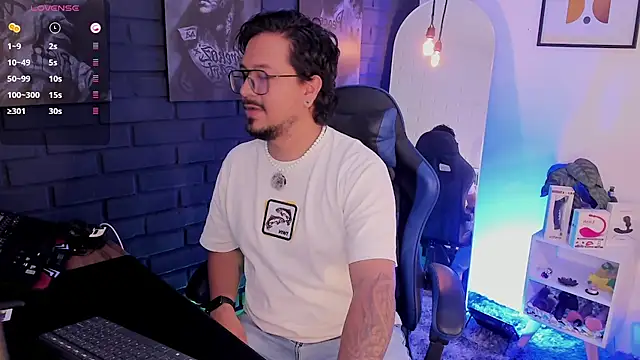 DaviidEvans_ Pertunjukan Webcam