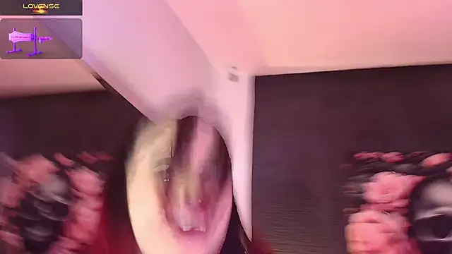 EvaaFoxxy1 Live XXX-chat