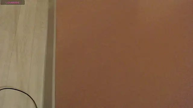 Eliza_Bennet live XXX chat