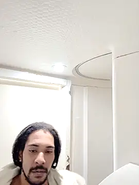 Mikaaa97 Show Webcam