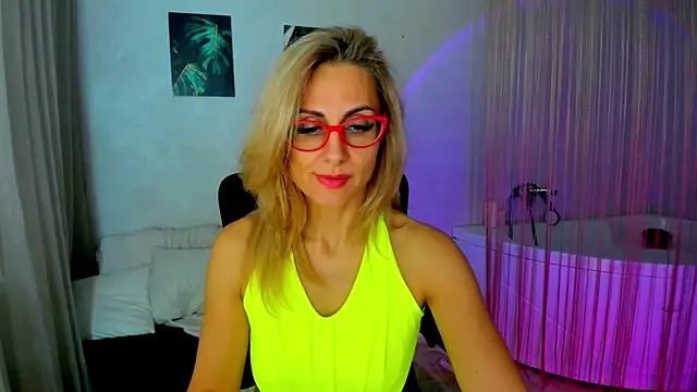 MuseOfStage's Live XXX Chat