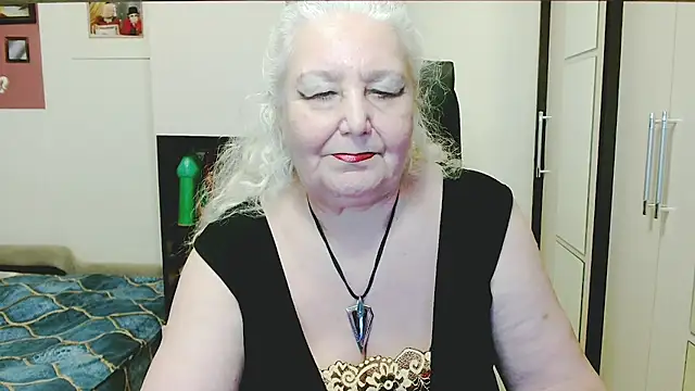 GrannyAlisa Adlı Modelin Web Kamerası Şovu