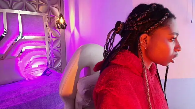 Chat +18 de Queen_perla_ ao vivo