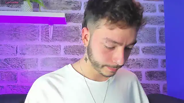 noah_ricci 在線直播表演