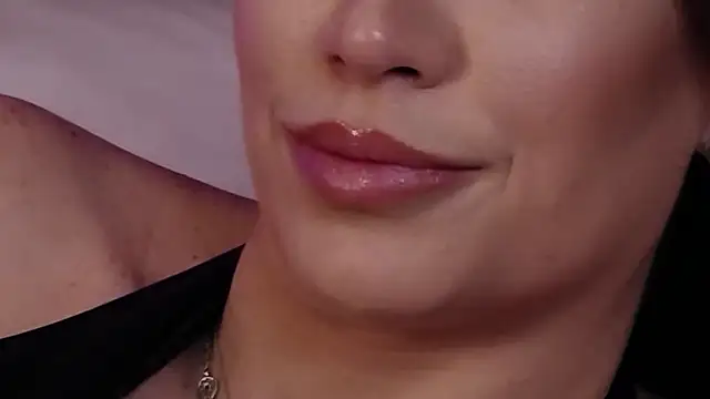 StephanyMillan Live XXX-chat