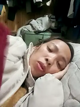 Andrea-688 live XXX chat