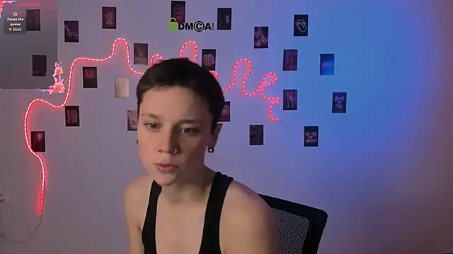 emi_fade live XXX chat