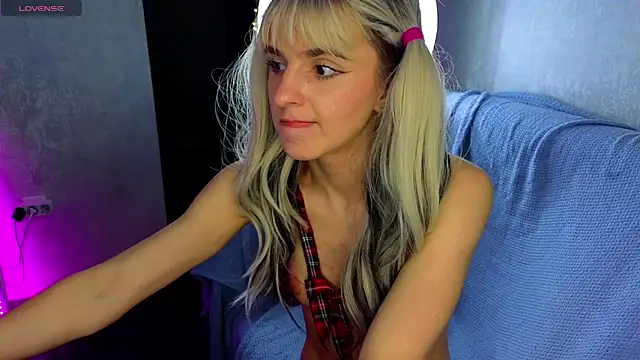 XXX chat uživo modela Kate_Sex_House