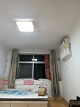 huanhuanaaaaa – Kamerová šou