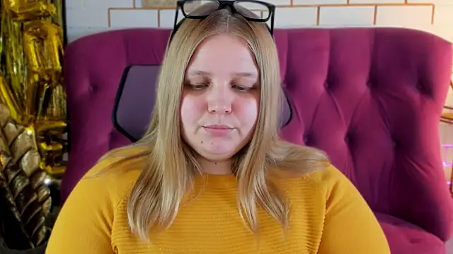 SladaDell Live XXX-chat