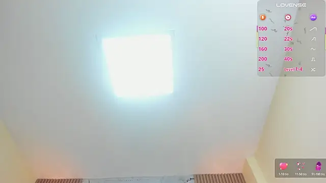 XXX chat uživo modela MAGIEVANS1