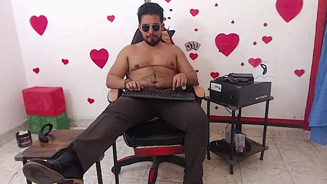 KalethBigDick Pertunjukan Webcam