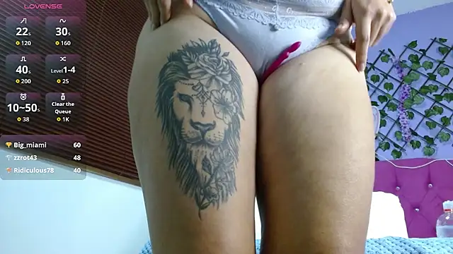 Sophie-Hot- 现场XXX聊天