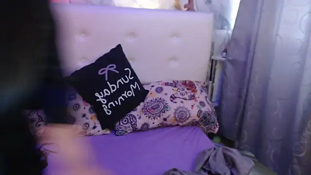 Nicolelewllss Chat XXX live