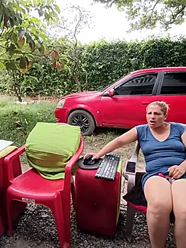 hotandfierylatinos2023: онлайн-секс-чат