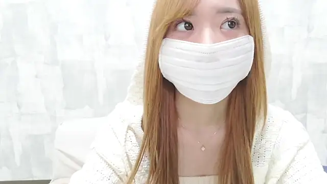 momo_love_: онлайн-секс-чат