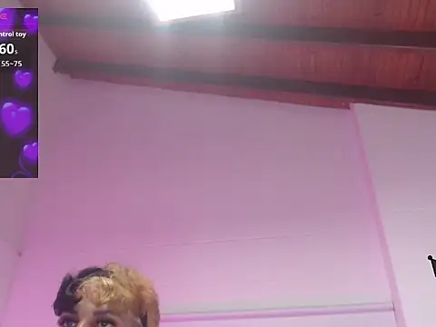 XXX chat uživo modela Philipp-Jones