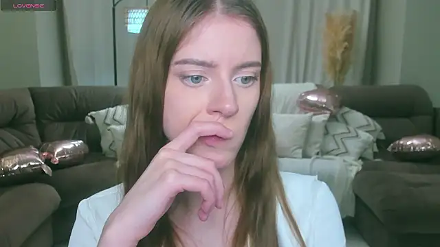 Erica_Kiss' Live XXX Chat