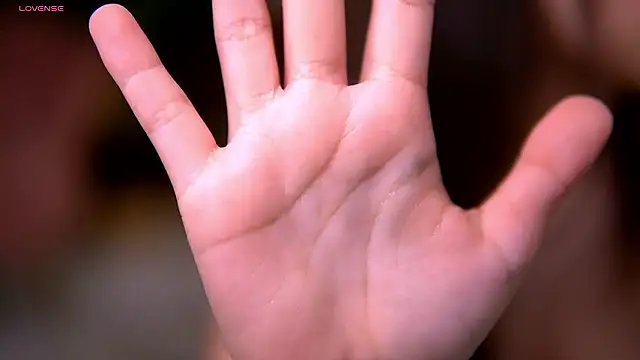 Chatroom XXX en direct de JullyFox