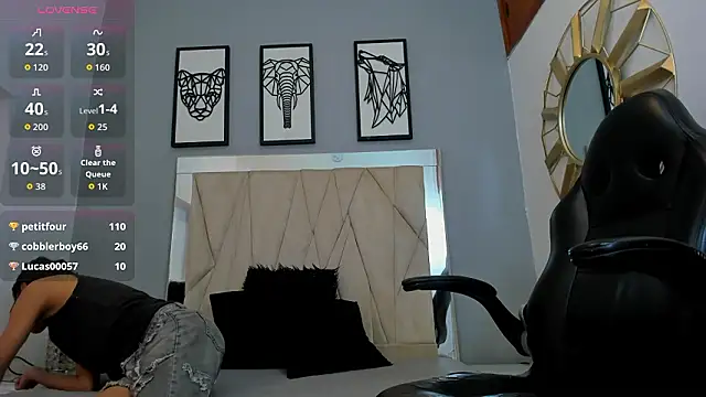 adams_bobby live XXX chat