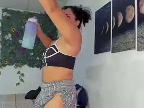 XXX chat uživo modela chloe_kisses