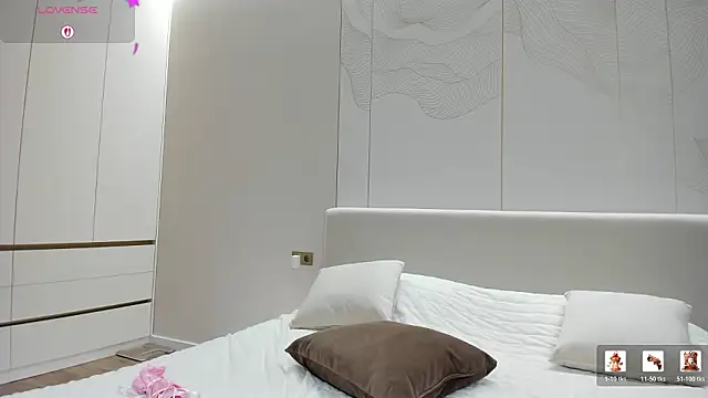 عرض كام JenniferQueen11