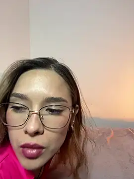 your_little_girl7のライブXXXチャット