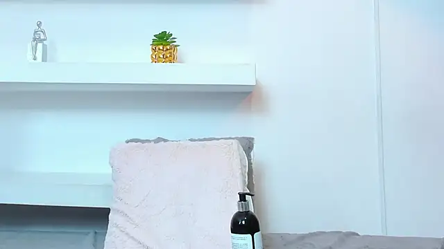 IsabellaMonet: онлайн-секс-чат