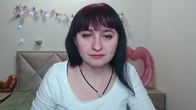 แชท XXX สดของ NinaFlawlees