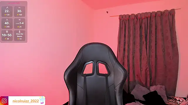 Nicolle_Ruizz 现场XXX聊天