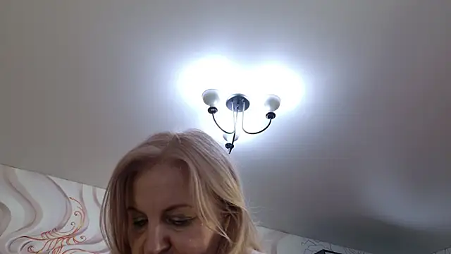 Živý XXX chat AvrilMillers