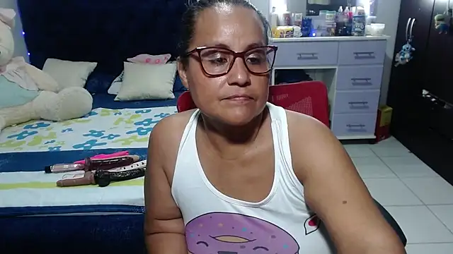 دردشة pervert_mommy_ الجنسية المباشرة