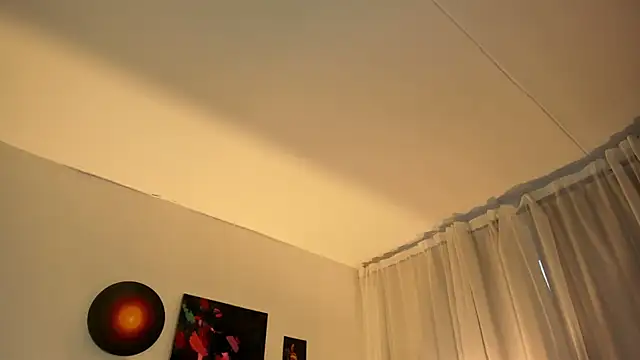 lit_asella: απευθείας συνομιλία ΧΧΧ