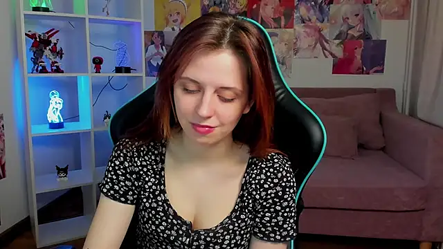 Chatroom XXX en direct de FreyaVey