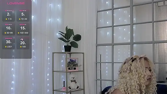 SarahRaynex élő XXX-chatje