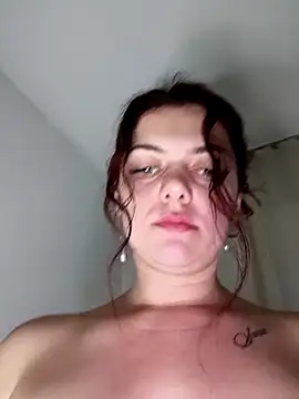 Онлайн чат XXX LadyNora