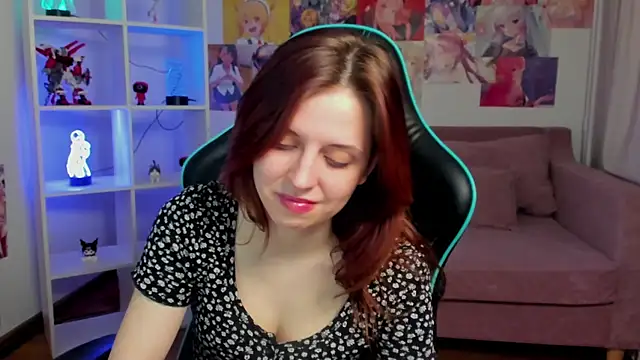 Chat +18 de FreyaVey ao vivo