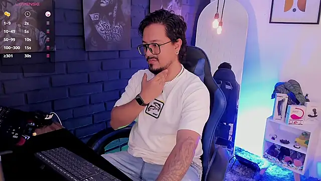 DaviidEvans_ – Naživo XXX chat