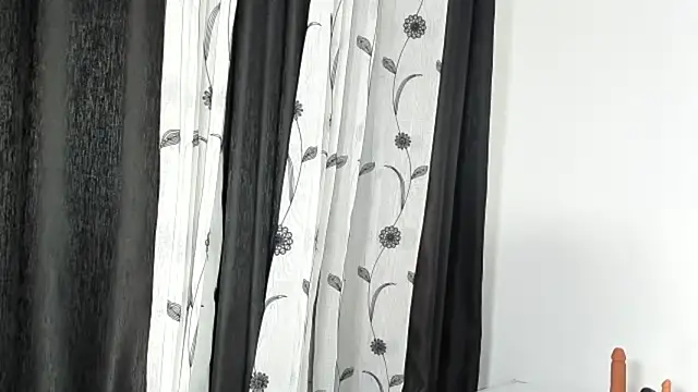 دردشة CREAMY_BUBBLEGUM الجنسية المباشرة