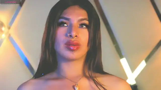 MeelFoxのライブXXXチャット