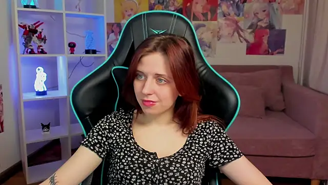 Chat +18 de FreyaVey ao vivo