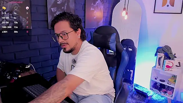 DaviidEvans_ Show Webcam