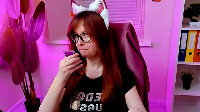 Chatroom XXX en direct de CarolGiggly