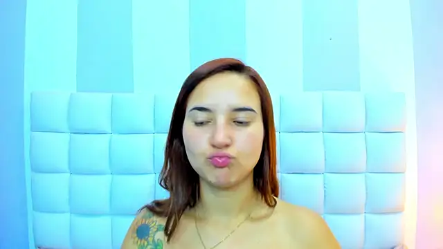 Chat XXX en directo de teresasroom_