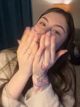 Lovely_Waifu 现场XXX聊天